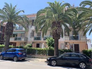 23839578-Ferienwohnung-6-San Benedetto Del Tronto-300x225-1