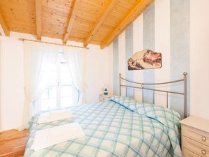 23325113-Ferienwohnung-6-San Felice Del Benaco-300x225-2