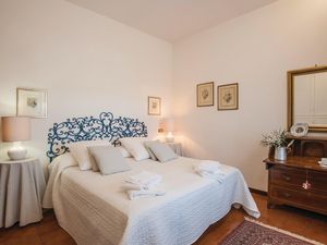 23732920-Ferienwohnung-4-San Gimignano-300x225-2