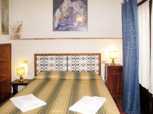 23849052-Ferienwohnung-4-San Gimignano-300x225-2