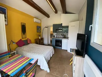 Ferienwohnung für 5 Personen (38 m²) in Sanary-sur-Mer 2/10