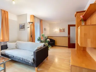 Photo, INSIDE, OUTSIDE