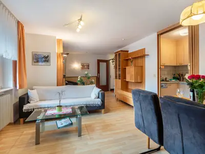 Photo, INSIDE, OUTSIDE