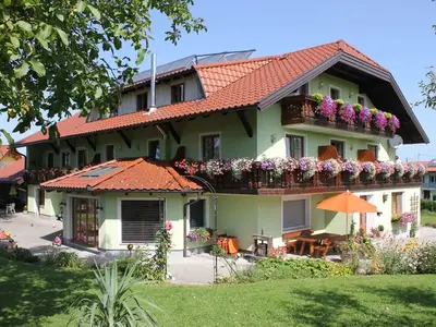 Ferienwohnung für 3 Personen (23 m²) in Sankt Georgen im Attergau 3/10