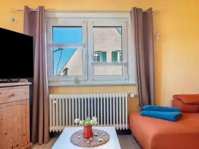 Photo, INSIDE, OUTSIDE