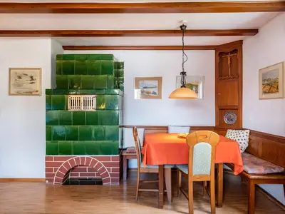 Photo, INSIDE, OUTSIDE