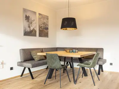 DiningRoom