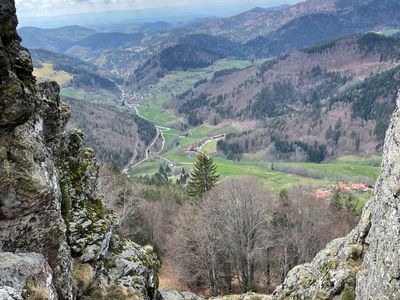 Auf dem Belchen, Blick Richtung kleines Wiesental und Schweiz