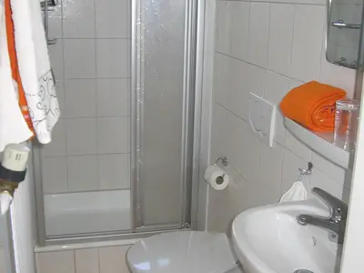 INSIDE, BATHROOM