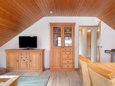 Photo, INSIDE, OUTSIDE