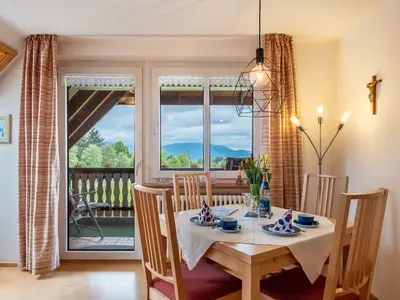 Photo, INSIDE, OUTSIDE