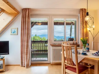 Photo, INSIDE, OUTSIDE