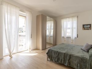 23868215-Ferienwohnung-6-Sanremo-300x225-1