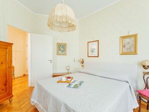 23321801-Ferienwohnung-4-Sanremo-300x225-2