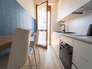 23679403-Ferienwohnung-4-Sanremo-300x225-4