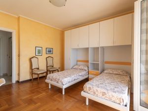 23977138-Ferienwohnung-5-Sanremo-300x225-1