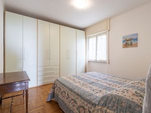 23977138-Ferienwohnung-5-Sanremo-300x225-4