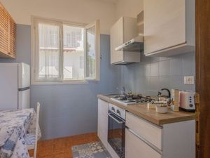 24009617-Ferienwohnung-6-Sanremo-300x225-3