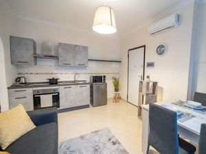 24052075-Ferienwohnung-4-Sanremo-300x225-4