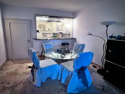 DiningRoom