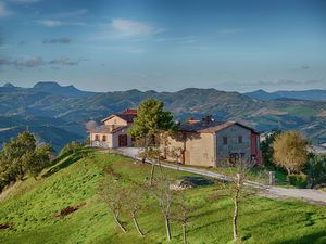 19352200-Ferienwohnung-2-Sant'Angelo In Vado-300x225-4