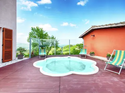 PoolOfHouse