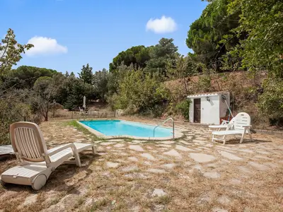PoolOfHouse