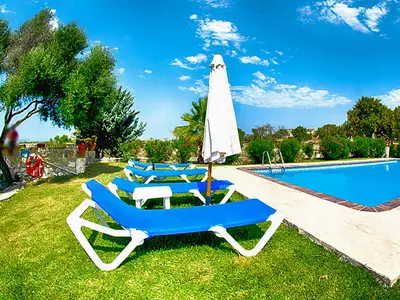 PoolOfHouse