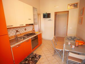 23438736-Ferienwohnung-5-Santa Maria Di Ricadi-300x225-3