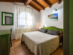 23325213-Ferienwohnung-4-Santa Maria Navarrese-300x225-3