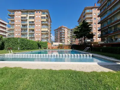 PoolOfHouse