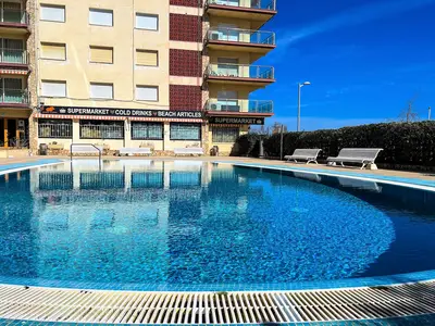 PoolOfHouse