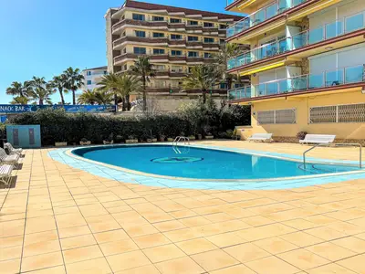 PoolOfHouse