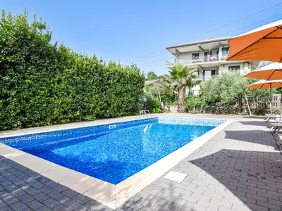 pool