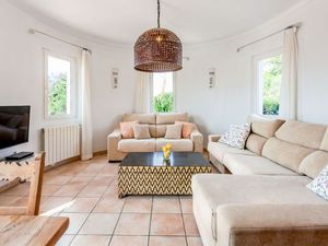 23543292-Ferienwohnung-4-Santanyi-300x225-1