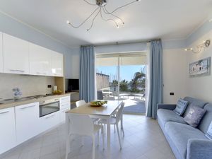 Ferienwohnung für 4 Personen (75 m&sup2;) in Santo Stefano Al Mare