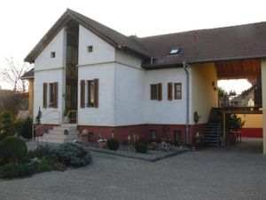18282820-Ferienwohnung-3-Sasbach am Kaiserstuhl-300x225-2