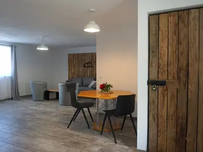 Photo, INSIDE, OUTSIDE