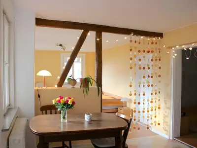 Photo, INSIDE, OUTSIDE