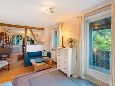 Photo, INSIDE, OUTSIDE