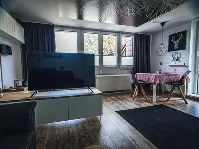 Photo, INSIDE, OUTSIDE