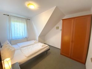 23975733-Ferienwohnung-4-Sassnitz-300x225-1