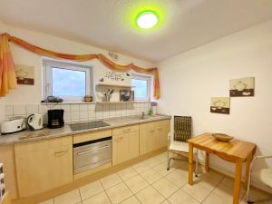 23975670-Ferienwohnung-2-Sassnitz-300x225-3