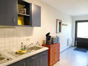 23975733-Ferienwohnung-4-Sassnitz-300x225-4