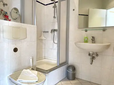 mit Dusche