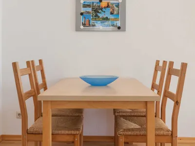 Wohnzimmer mit Essplatz