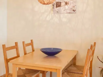 Wohnzimmer mit Essplatz
