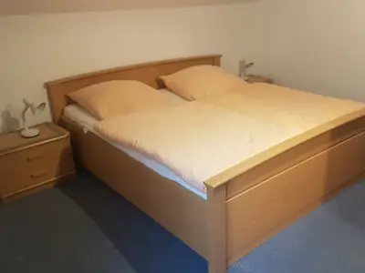 Schlafzimmer2