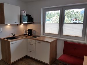 23392290-Ferienwohnung-4-Sautens-300x225-5