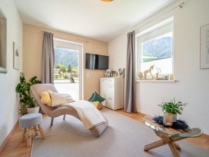 23896339-Ferienwohnung-5-Sautens-300x225-3